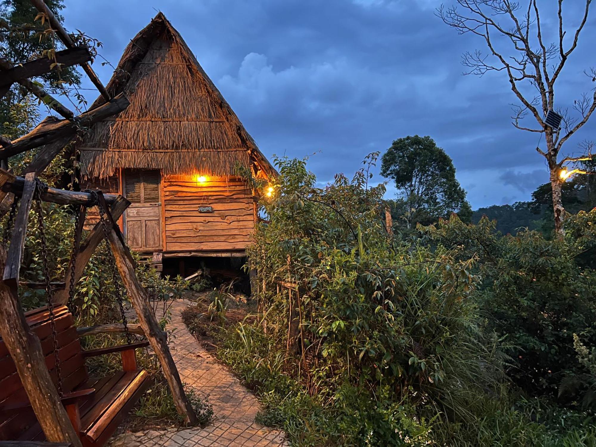 Konke Ruong Farmstay Kon Von Kla Exterior photo